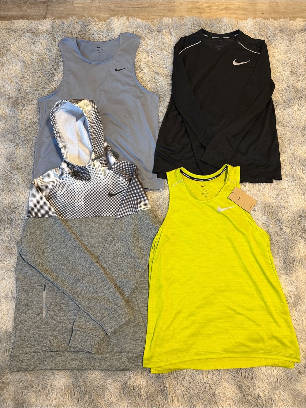 Men’s Nike top bundle